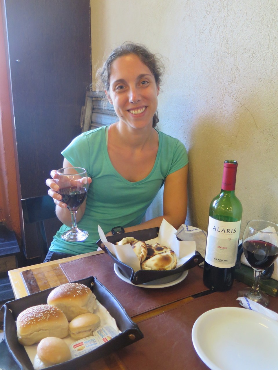 Argentina - Buenos Aires - Empanadas et Malbec, ideal avant 20 heures de bus !!!