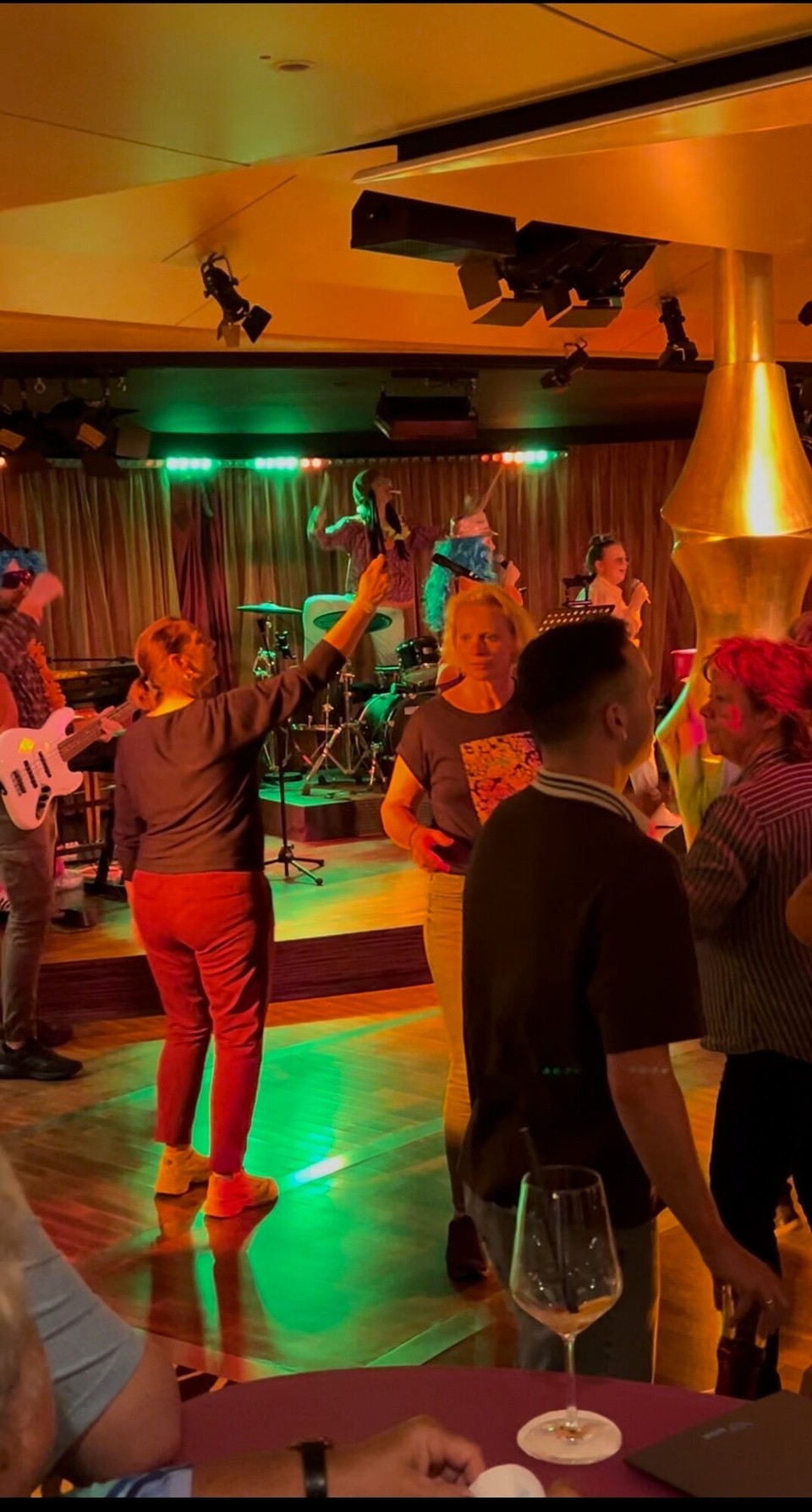 Spanien -  - Stimmung in der Aidabar