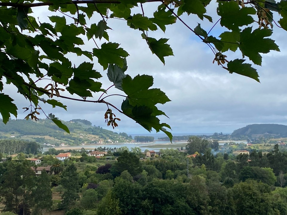 Spanien - Villaviciosa - Da hinten isr das Meer 