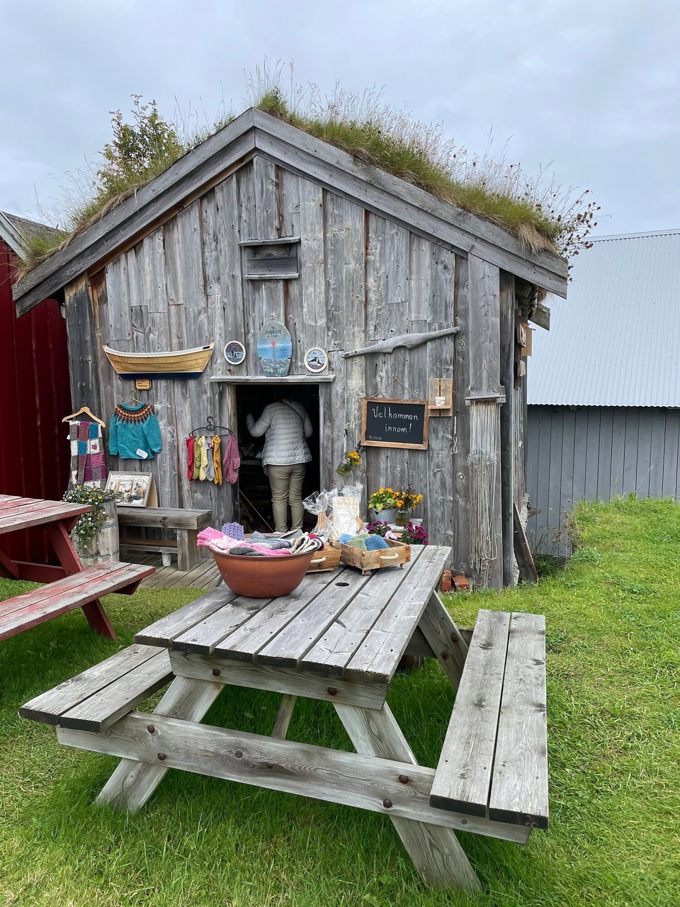 Norwegen - Bremsnes - mit kleinen Kaufhäusern 