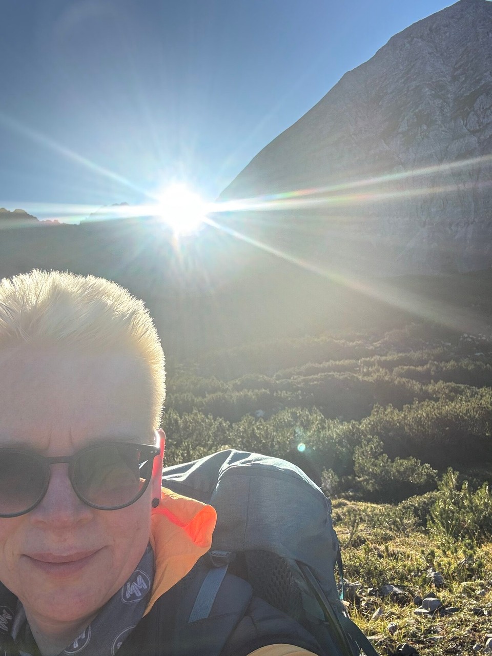 Österreich - Innsbruck - Geht doch! Heute wird die Sonnenbrille & Sonnencreme gebraucht. 