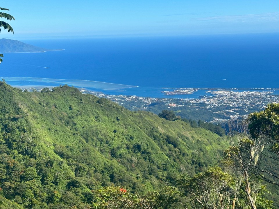 Französisch-Polynesien - Papeete - … immer tolle Sicht fast die ganze Strecke offen 
