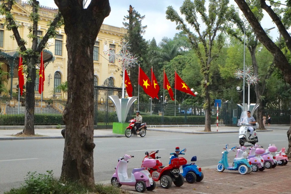 Vietnam - Hanoi - Wir sind am 2. Tag des Têt Neujahrsfests in Hanoi gelandet