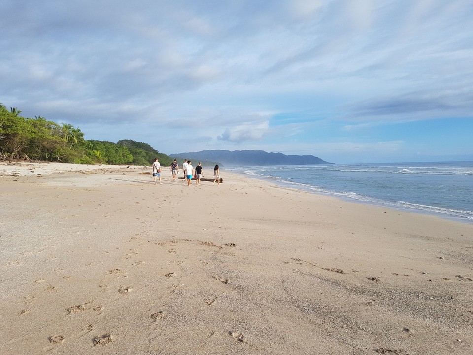 Costa Rica - Santa Teresa - Sunday afternoon Stroll to Santa Teresa