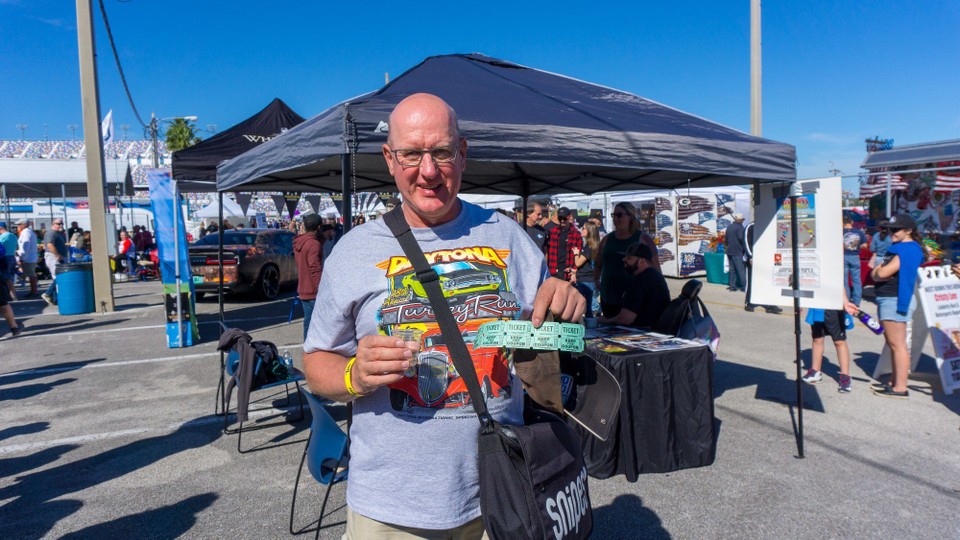 USA - Daytona Beach - Das Bierfestival beginnt