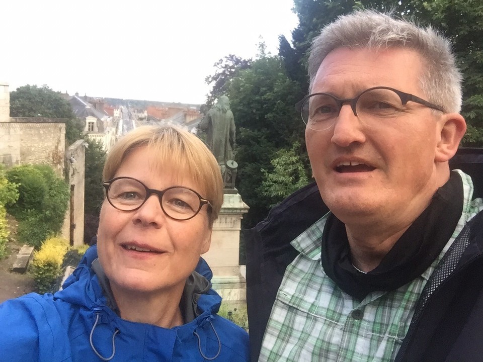 Frankreich - Blois - Vor der imposanten Treppe geht der Mund vor staunen nicht mehr zu 🙄