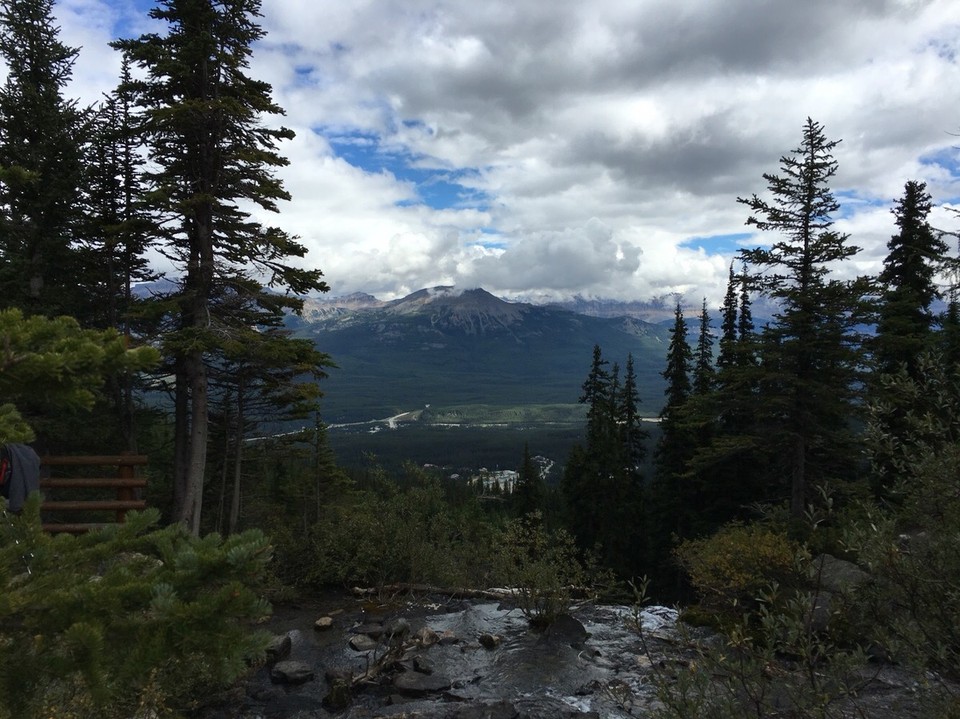 Kanada -  - Stellt euch mich an diesem Platz mit einer Tasse Tee vor - ja es ist so genial entspannend wie es klingt =) 