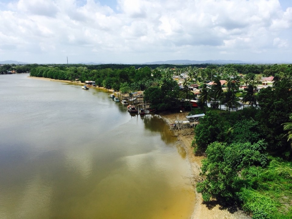 Malaysia - Kuala Terengganu - view from the bridge