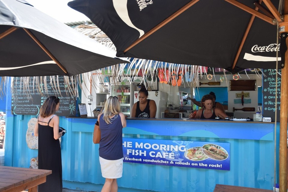 Cookinseln - Rarotonga - The Mooring Fish Café - hier soll es die besten Fischbrötchen der Insel geben