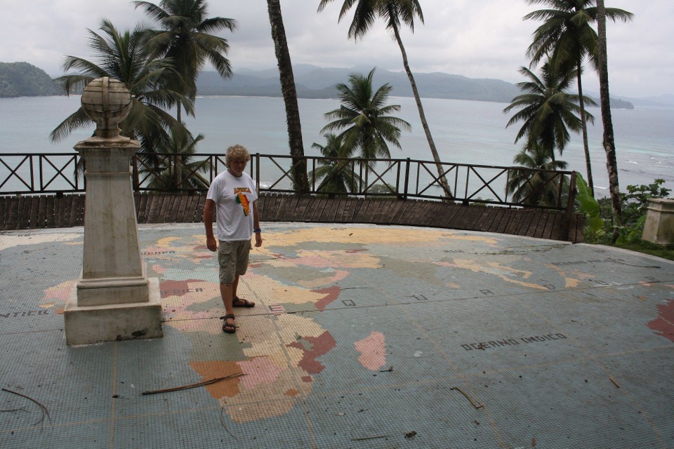 São Tomé und Príncipe - Rólas - sowohl auf der Nord- als auch auf der Südhalbkugel