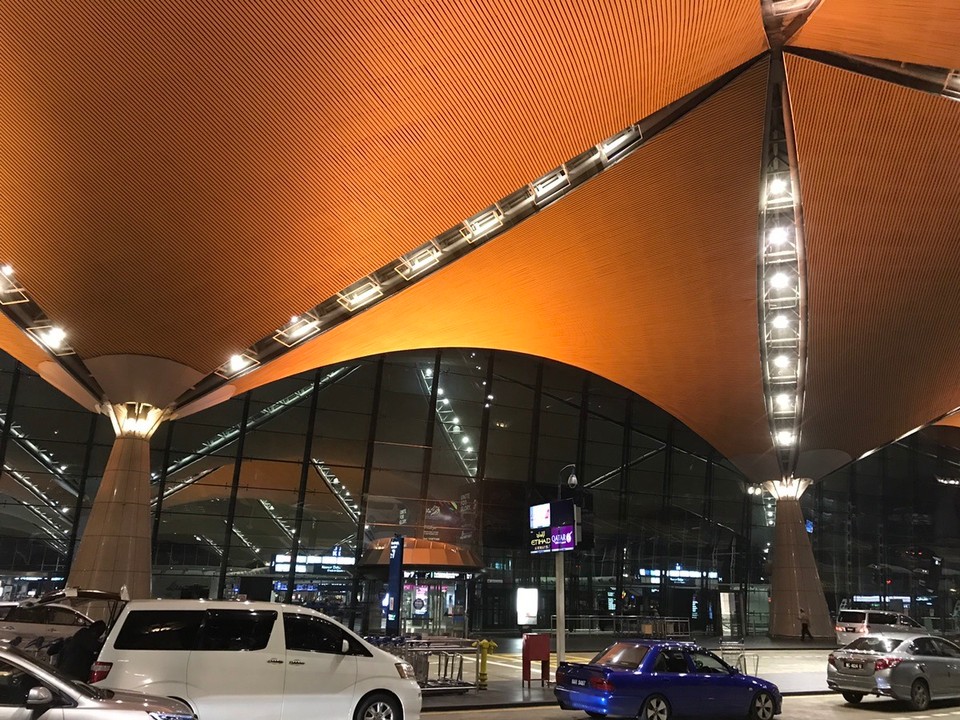 Malaysia -  - Einen Gruß vom Flughafen in 3 Stunden geht der 1. Flieger.
Bis bald in Deutschland.