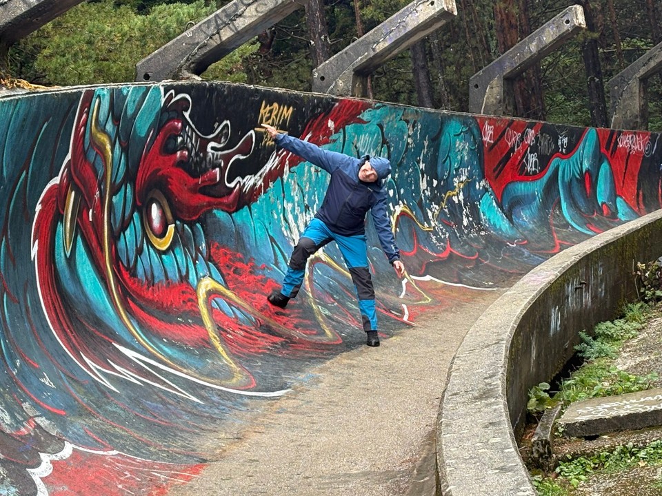 Bosnien und Herzegowina - Kakanj - Bobbahn - immer noch gut erhalten 