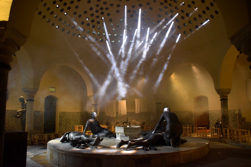 Israel - Haifa - Der "Hamam Al-Baschi" wurde gegen Ende des 18. Jahrhunderts von Jazzar Pascha, dem Herrscher von Akko, errichtet. Durch Licht, Ton und Figuren wird das damalige Leben dargestellt.