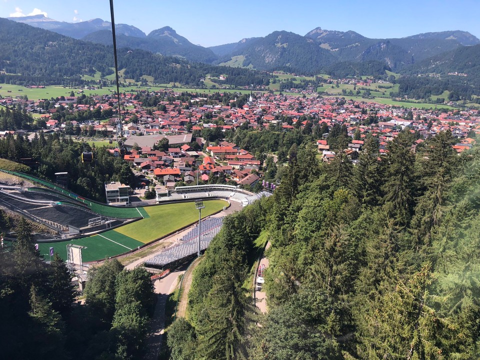 Deutschland - Oberstdorf - Oberstdorf aus der Vogelperspektive