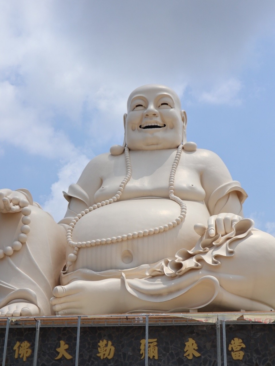 Vietnam - Ho-Chi-Minh Stadt - Der wohl größte Buddha den ich jemals gesehen habe 😳