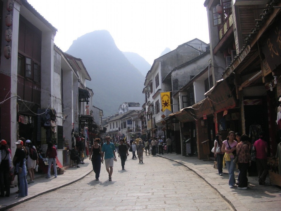 China - Guilin - Hauptstraße