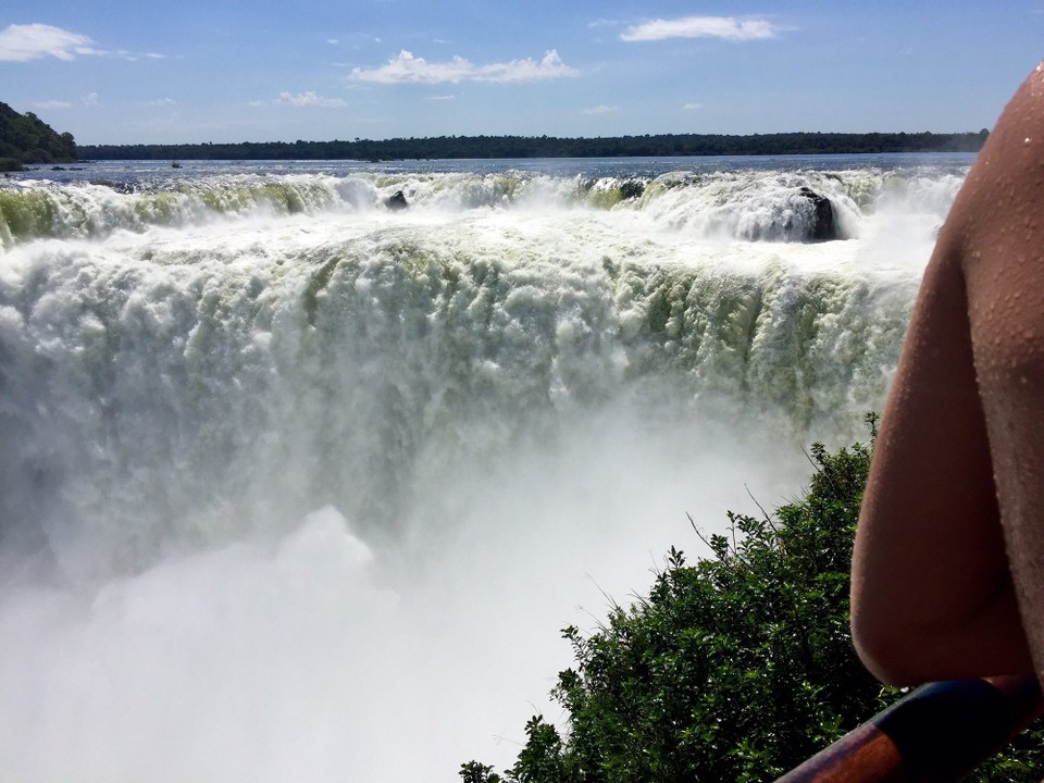 Argentinien - Iguazú - Wassermassen im Teufelsschlund unvorstellbar