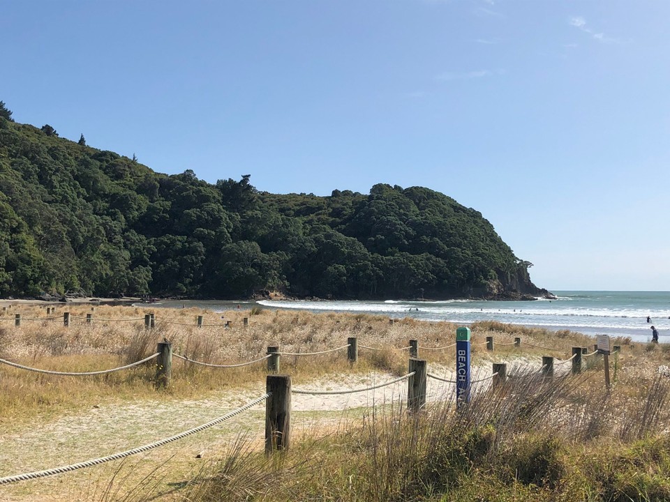 Neuseeland - Waihi Beach - Zugang vom Camping zum Meer