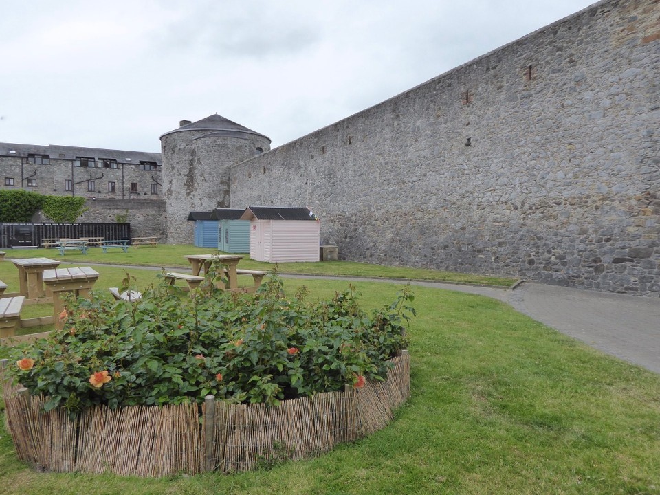 Ireland - Dungarvan - The first record of the town walls is in 1463 when Edward IV reincorporated the town and granted the castle and town to Thomas, 8th Earl of Desmond.
We immediately spotted the beach huts, but like many at home, they weren’t being used!