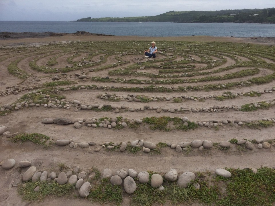 Vereinigte Staaten - Napili-Honokowai - Meditation im Steinkreis