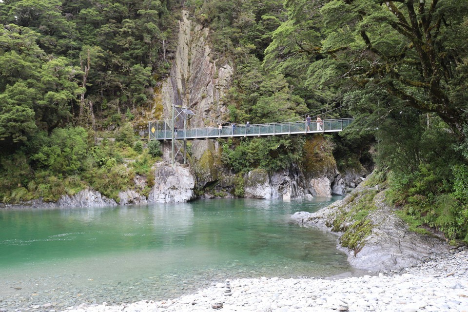 Neuseeland - Fox-Gletscher - Hängebrücke über den Bluepools