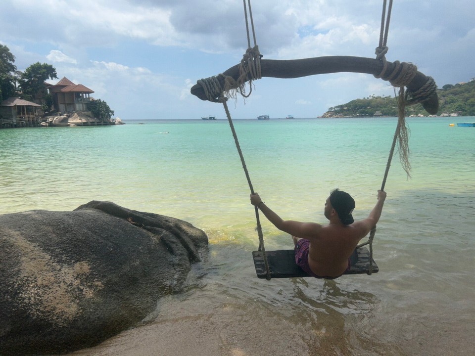 Thailand -  - „Was knackt denn hier so?“ - Na dann schauen wir uns mal an, wie das bei einem Model aussieht..
