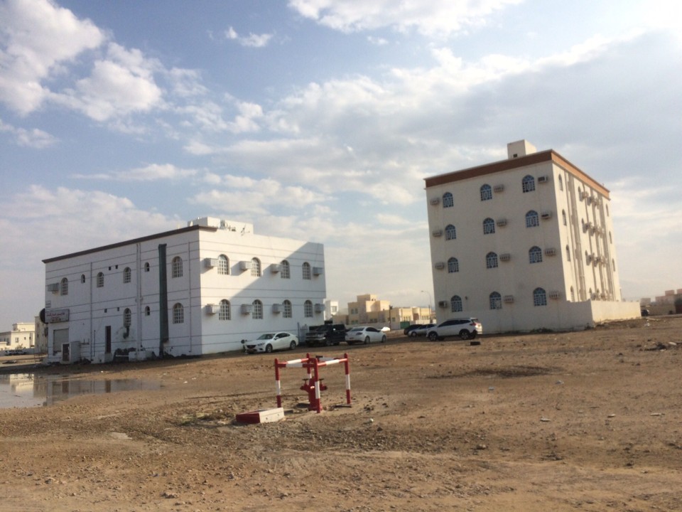 Oman - Sur -  ... und typisches Neubau-Gebiet