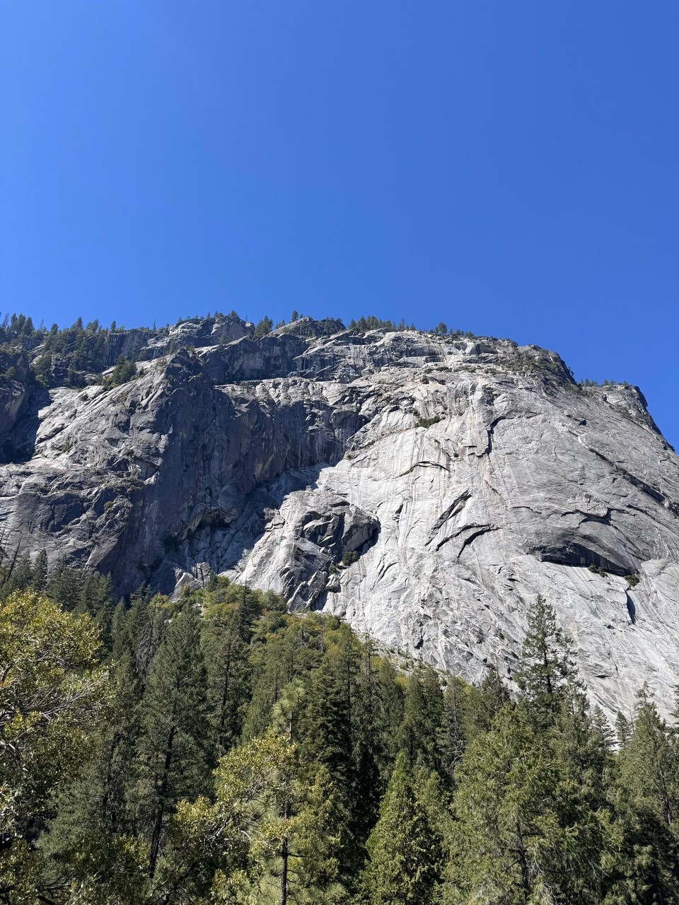 Vereinigte Staaten - Yosemite National Park - Mier hend denn de Mist Trail gmacht zu de Wasserfäll.☺️