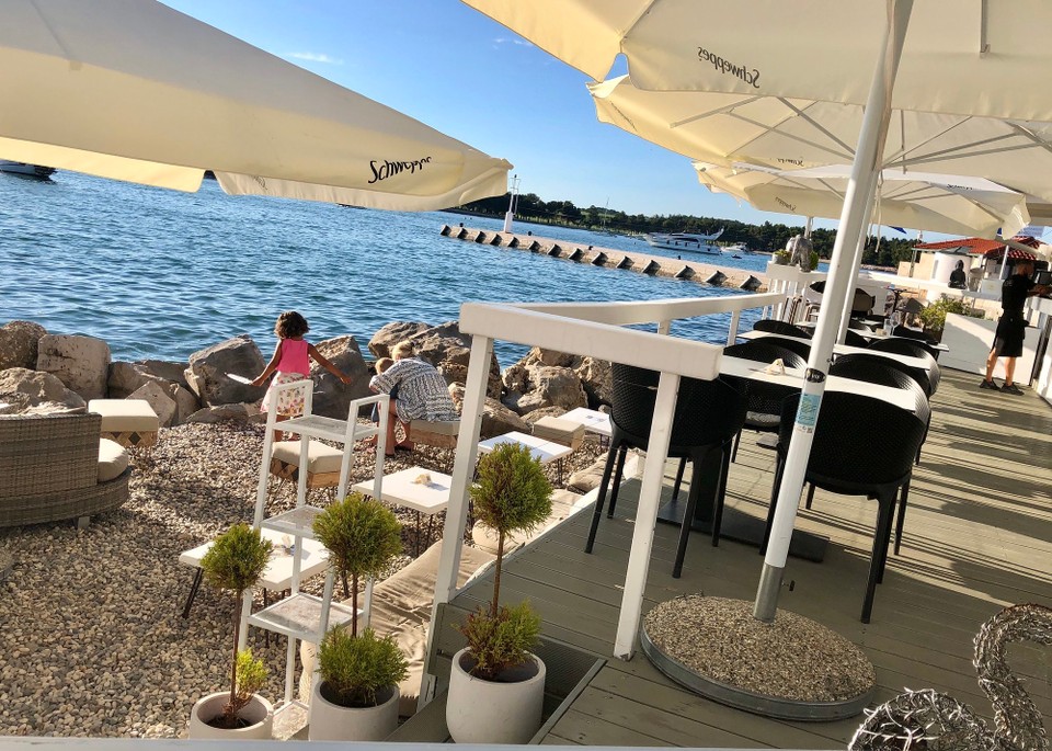 Kroatien - Novigrad - Abendstimmung am Meer Novigrad herrliches Ambiente