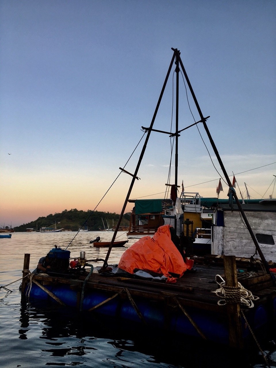 Indonesien -  - Start am Hafen