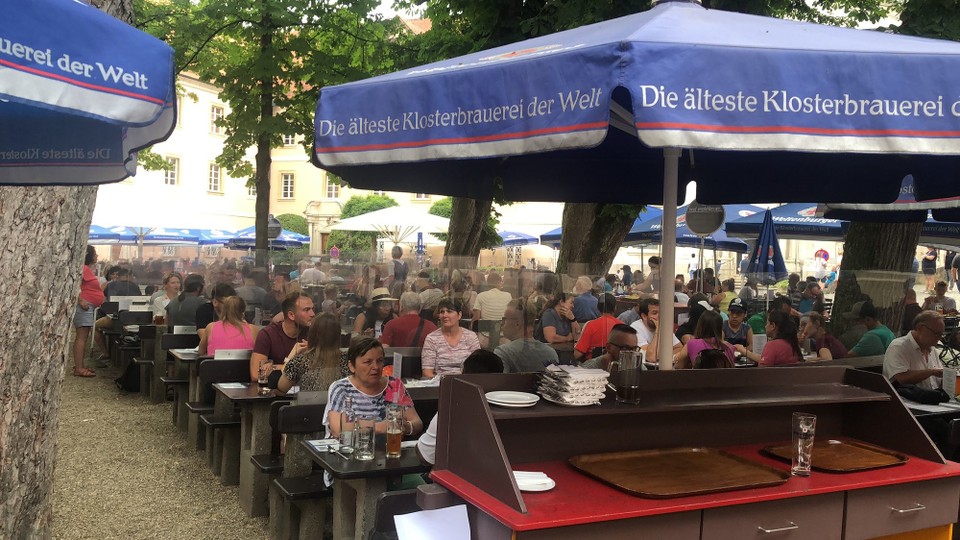 Deutschland - Kelheim - Mit Biergarten