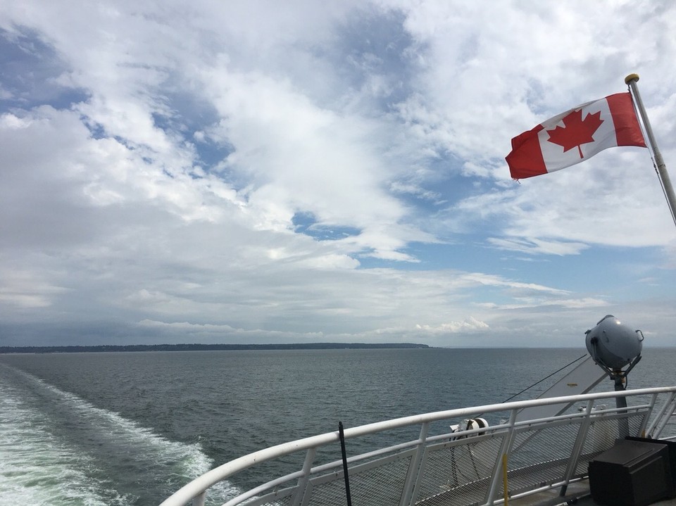 Kanada - Central Saanich - Auf dem Weg nach Vancouver Island. Noch einen letzten Blick auf Vancouver 
