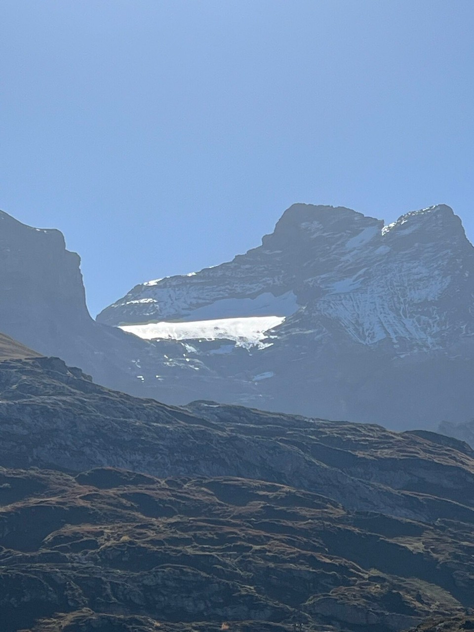 Schweiz - Urnerboden - Weit oben hat es noch Schnee