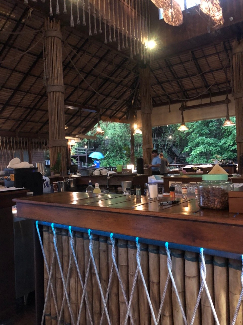 Thailand - Sai Yok - Unser Restaurant im The Float House