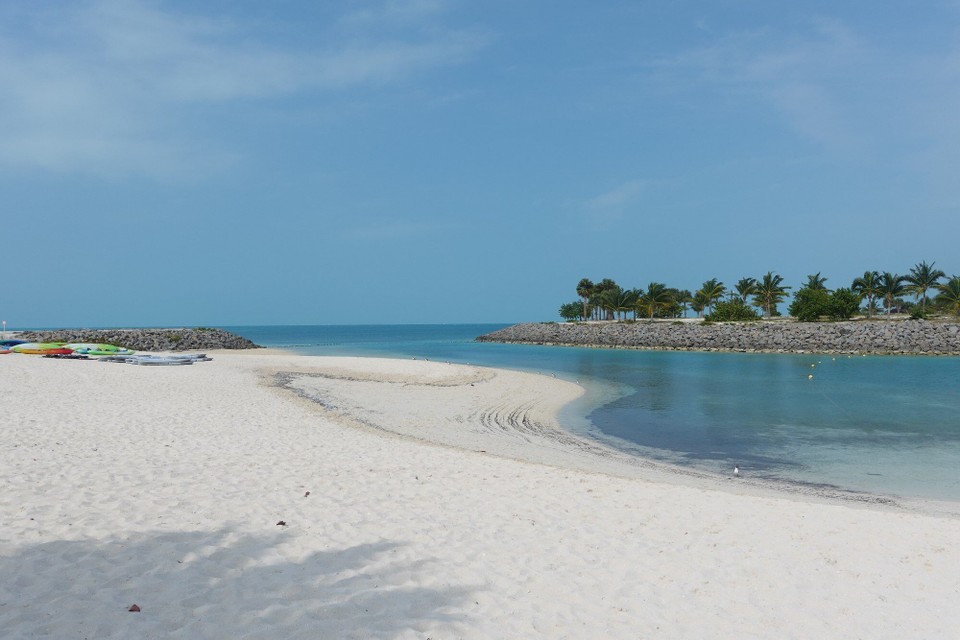 Bahamas - Ocean Cay – MSC Marine Reserve - eise Strand op enger bannischter Bai