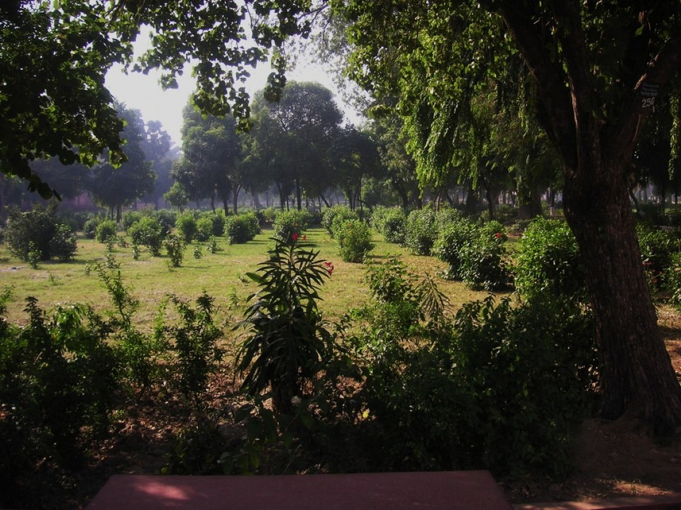 Indien - Agra - Schöne Gartenanlage