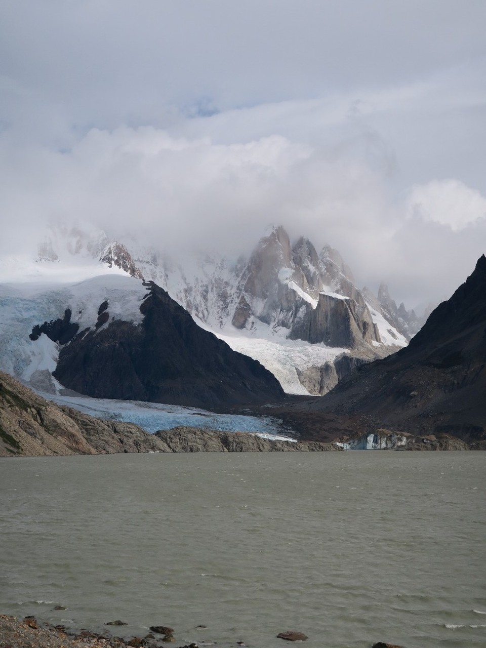 Argentina - El Chaltén - Et voila, une fois arrives en bas...dans les nuages :-(