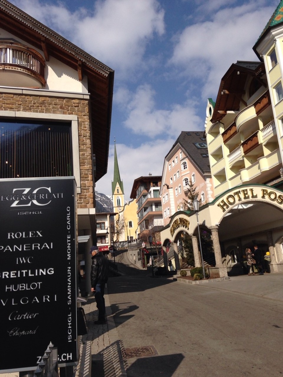 Österreich - Ischgl - Mainstreet. and Shopping....