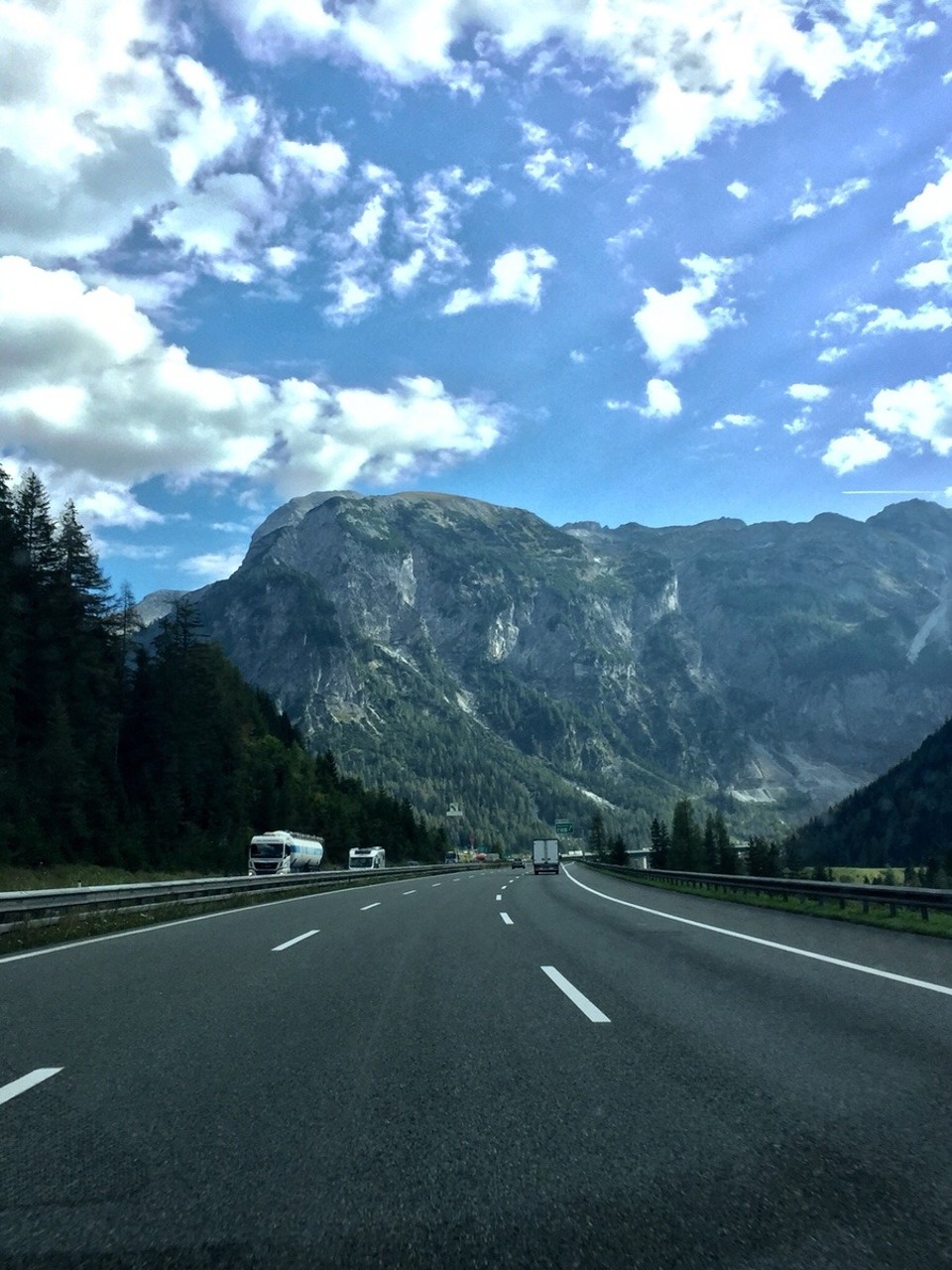 Österreich - Salzburg - Richtung Villach A10
