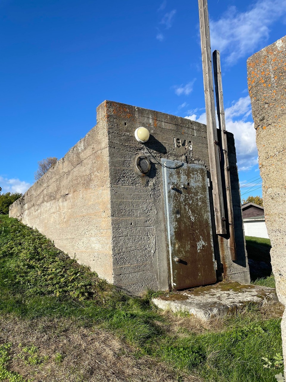 Finnland - Sevettijärvi - Einer der Eingänge zum Bunker 
