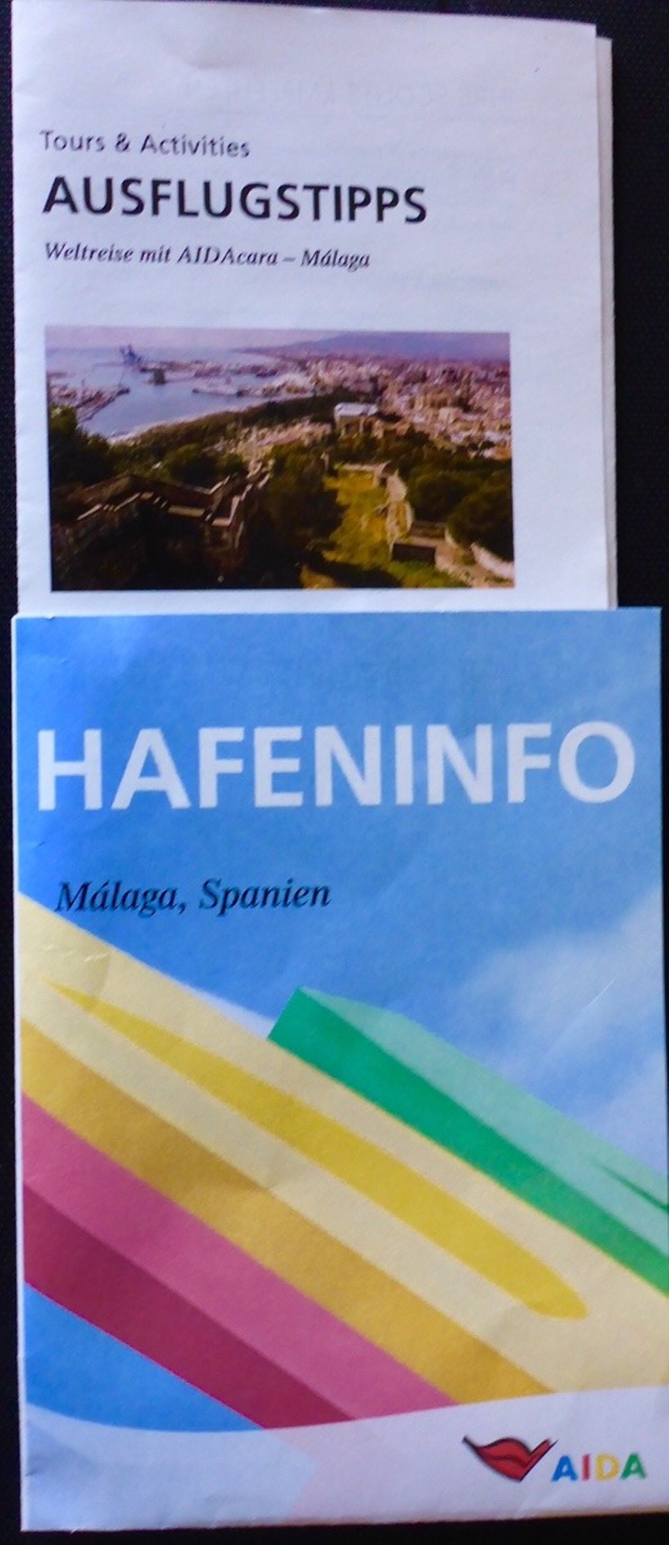 Spanien - Málaga - Hafeninfo immer an Frau