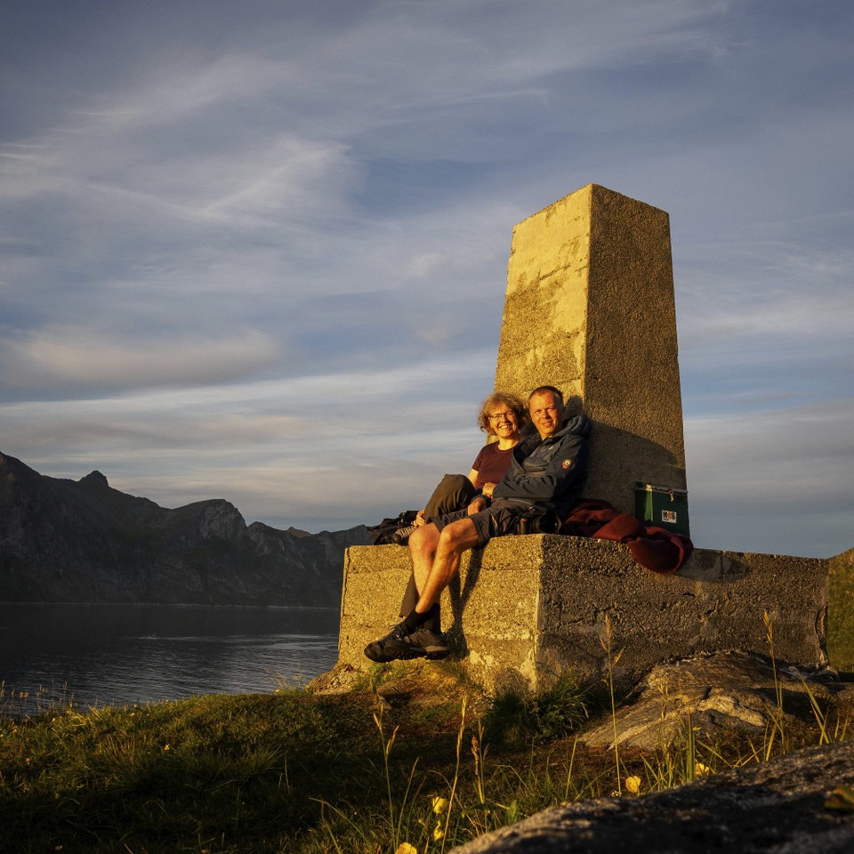 Norwegen - unbekannt - Warten auf die Mitternachtssonne.