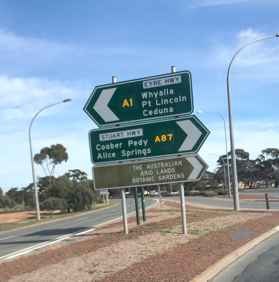 Australia - Woomera - We chucked a righty !