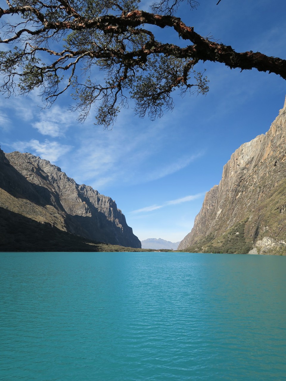 Peru - Huaraz - 1er lac turquoise sur la route pour aller a laguna 69