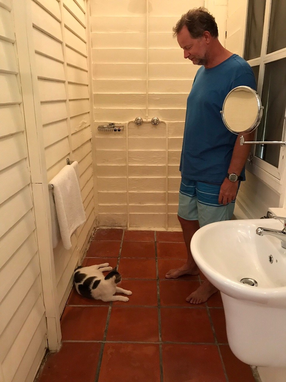 Malaysia - Kedawang - J trying to talk F.C. out of the bathroom 