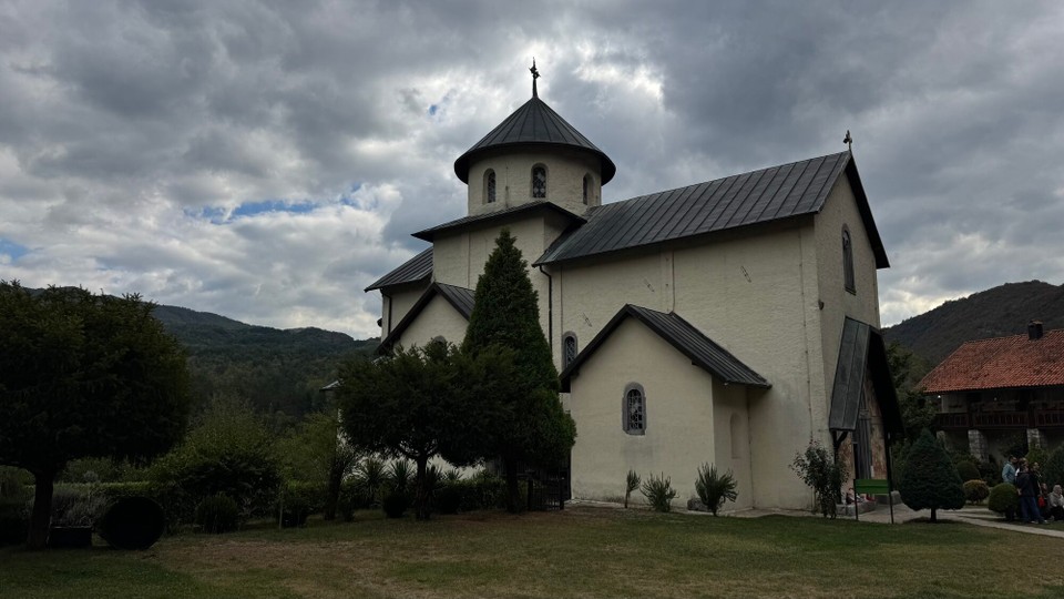 Montenegro - Žabljak - Das Kloster Morača wurde im Jahr 1252 gegründet. Es ist eines der bedeutendsten und am häufigsten besuchten Klöster in Montenegro.