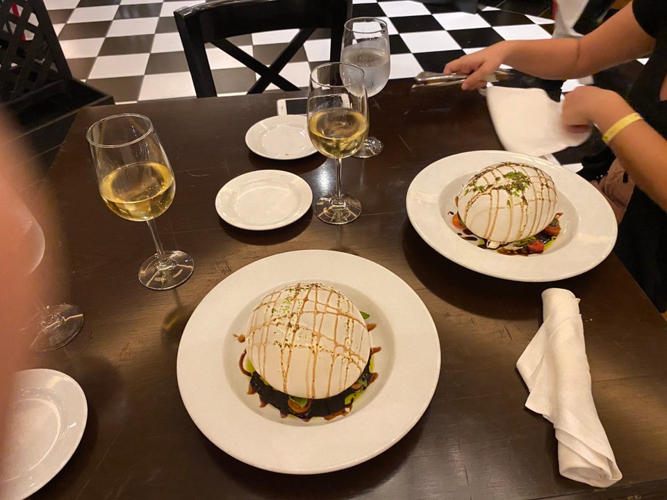 Mexiko - Cancún - Caprese Salat à la Spécial