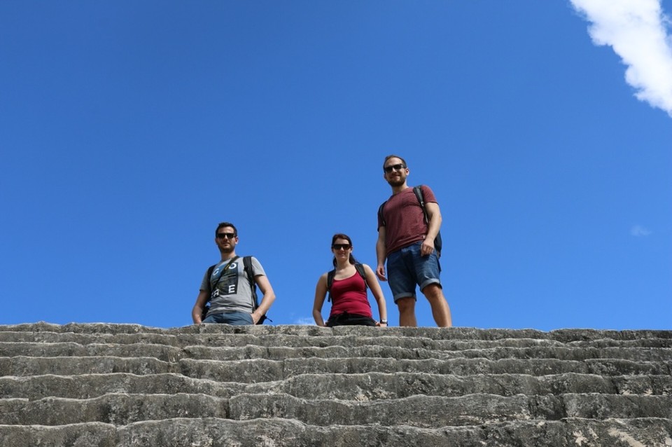 Guatemala - Tikal - Ganz oben - bei herrlichem Wetter.