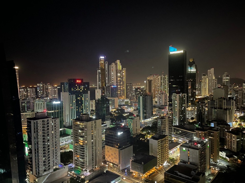 Panama -  - … anschließend die Skyline 🌃 