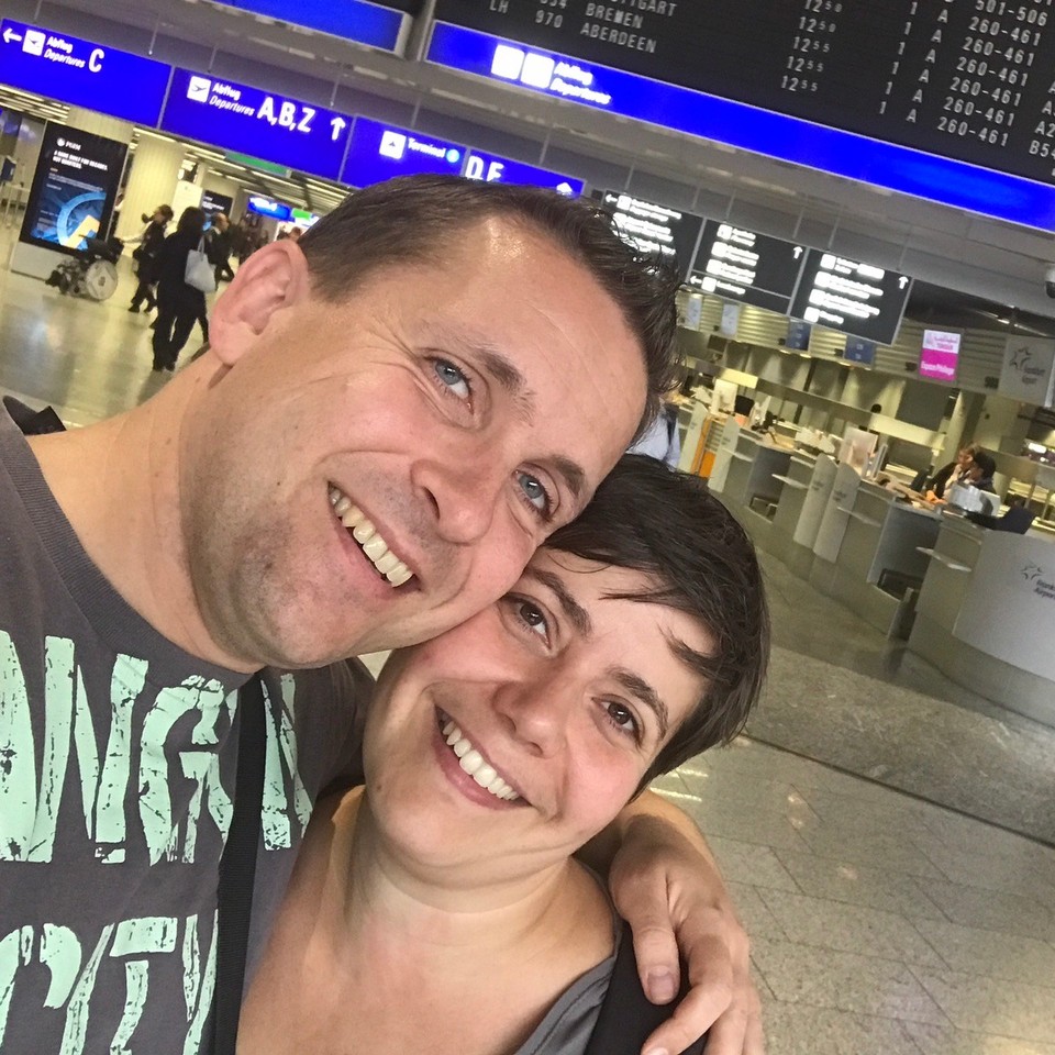  - Deutschland, Flughafen, Frankfurt am Main - Los geht's! Erste Station Singapore Airport! 😃